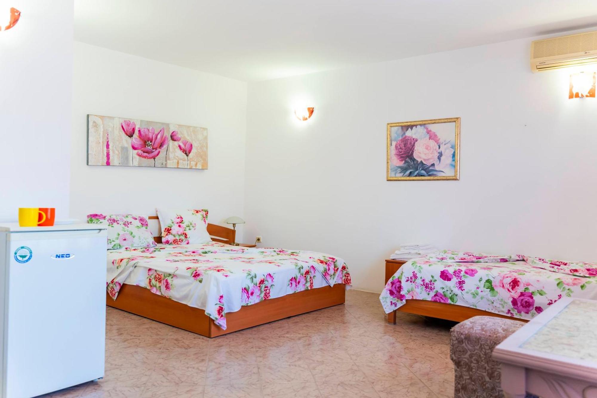 Family House Katerini Hotel Nesebar Exterior photo